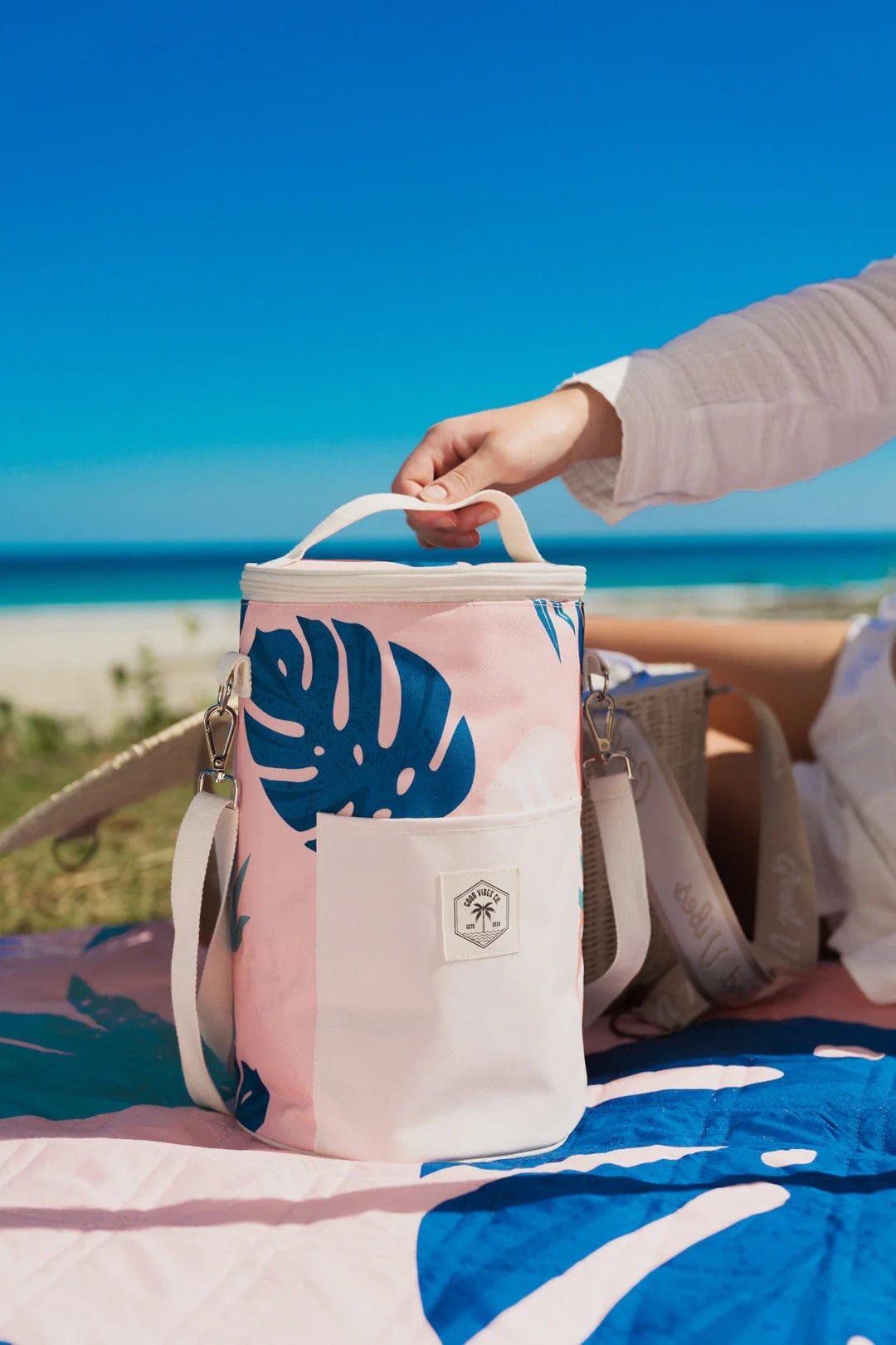 Good Vibes™ Insulated Barrel Cooler Bag with Shoulder Strap - Blush Pink Palm