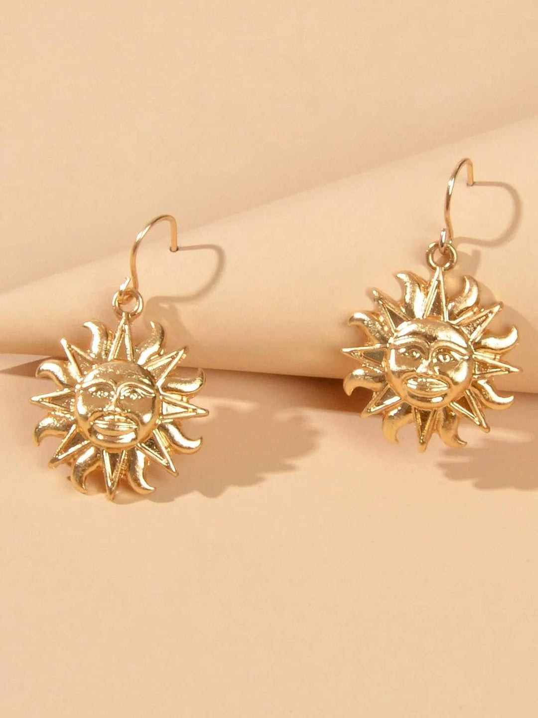 FREE GIFT | Sundaze Drop Earrings